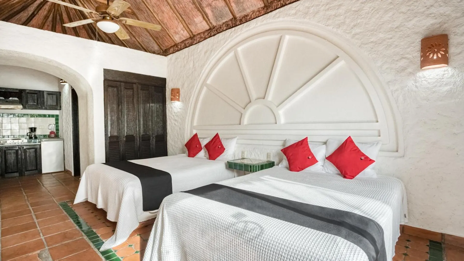 Capital O Mimi Del Mar, Playa Del Carmen酒店 5*,