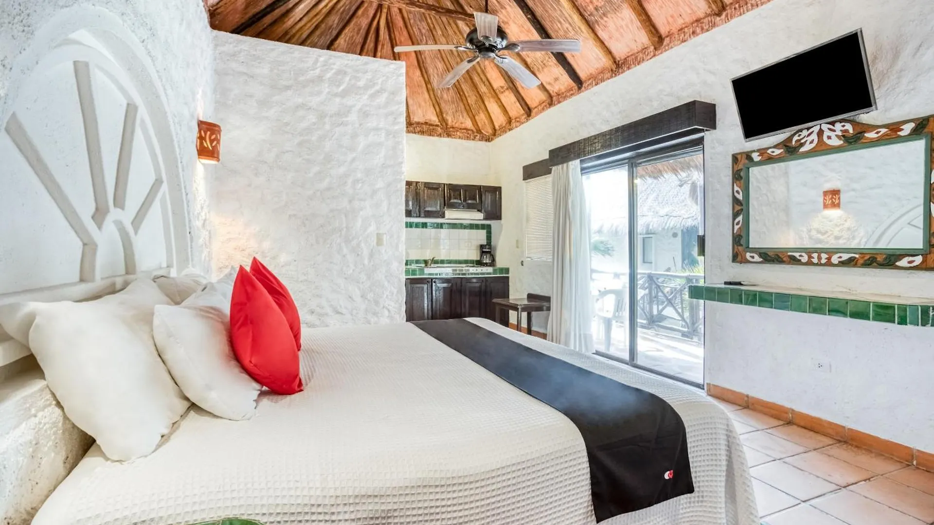 Hotel Capital O Mimi Del Mar Playa del Carmen